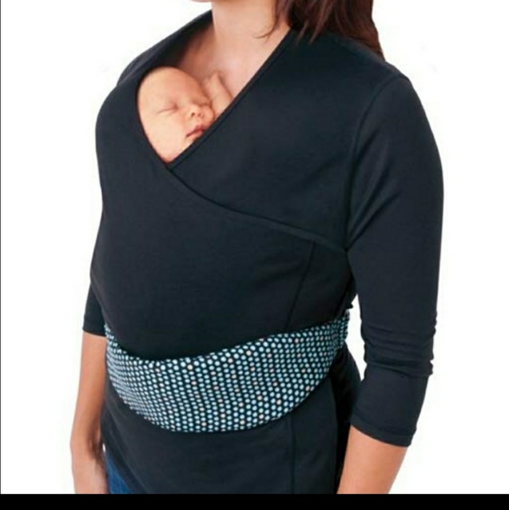 Nuroo Pocket baby wearing shirt with belt